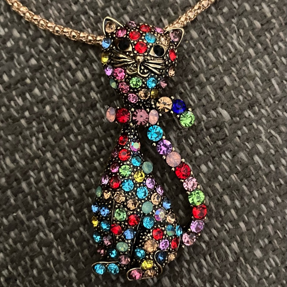 BETSEY JOHNSON Crystal Cat Pendant Necklace